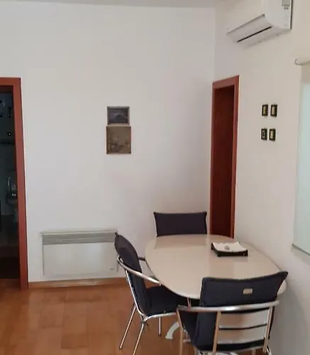 Apartament Gaj *